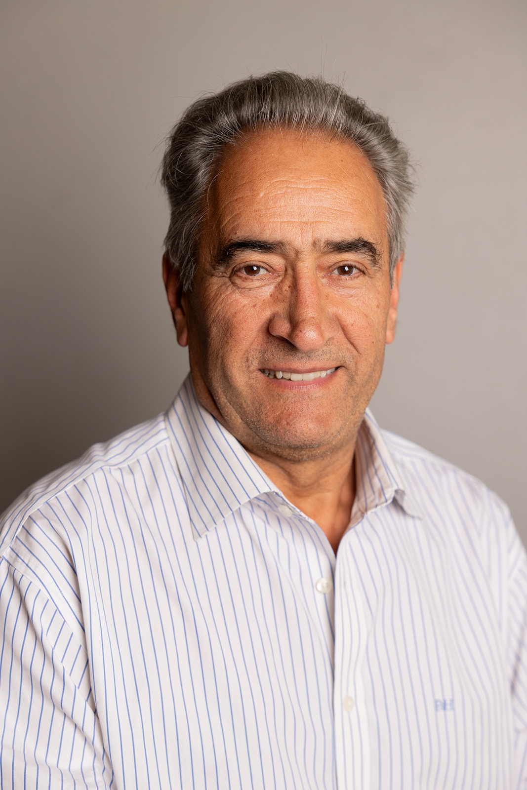 Dr Iraj Abedian
